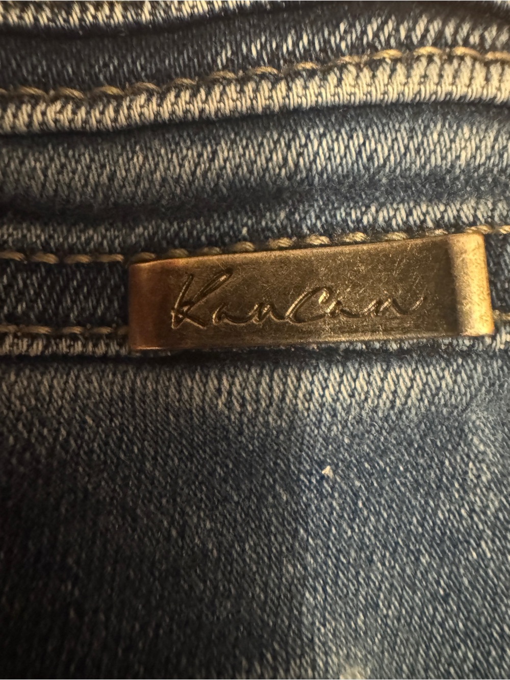 Kancan Mid-Rise Button Fly Distressed Skinny Jeans Size 9/28 30” Inseam - Picture 6 of 9